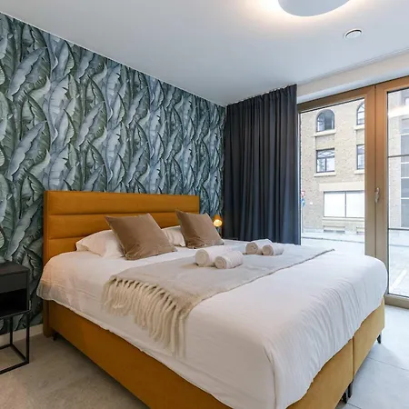 Huswell - Cozy Ground-floor With Terrace In Apartament Ostenda