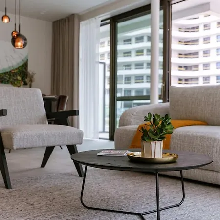 Cozy With Terrace In Ostend- New *