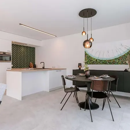 Cozy With Terrace In Ostend- New Apartamento *